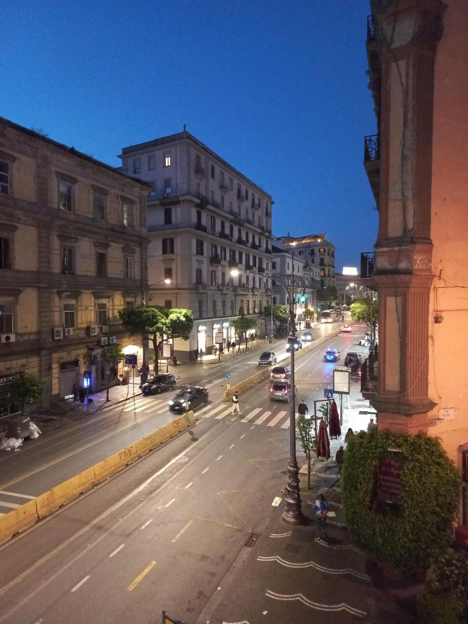 Apartament La Dimora Di Cinzia Neapol Zewnętrze zdjęcie